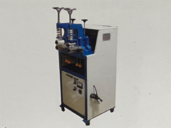 YH-104二段輪貼（tiē）合機（jī）